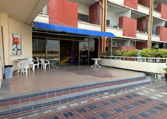 Country Complex Bangna Aparthotel *